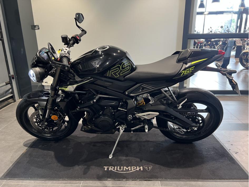 TRIUMPH STREET TRIPLE 765 RS