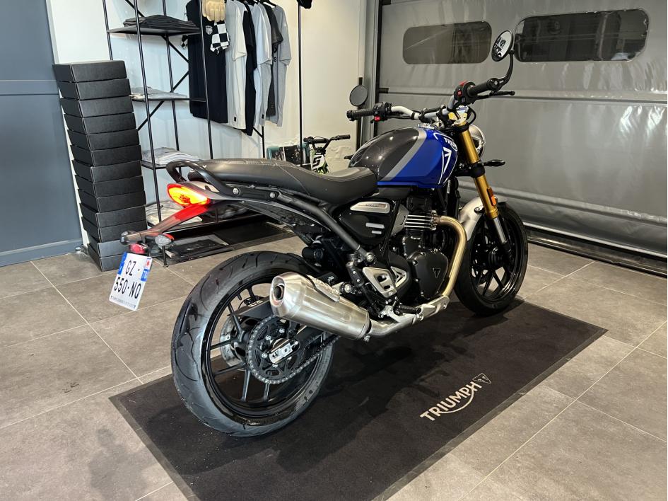 TRIUMPH SPEED 400