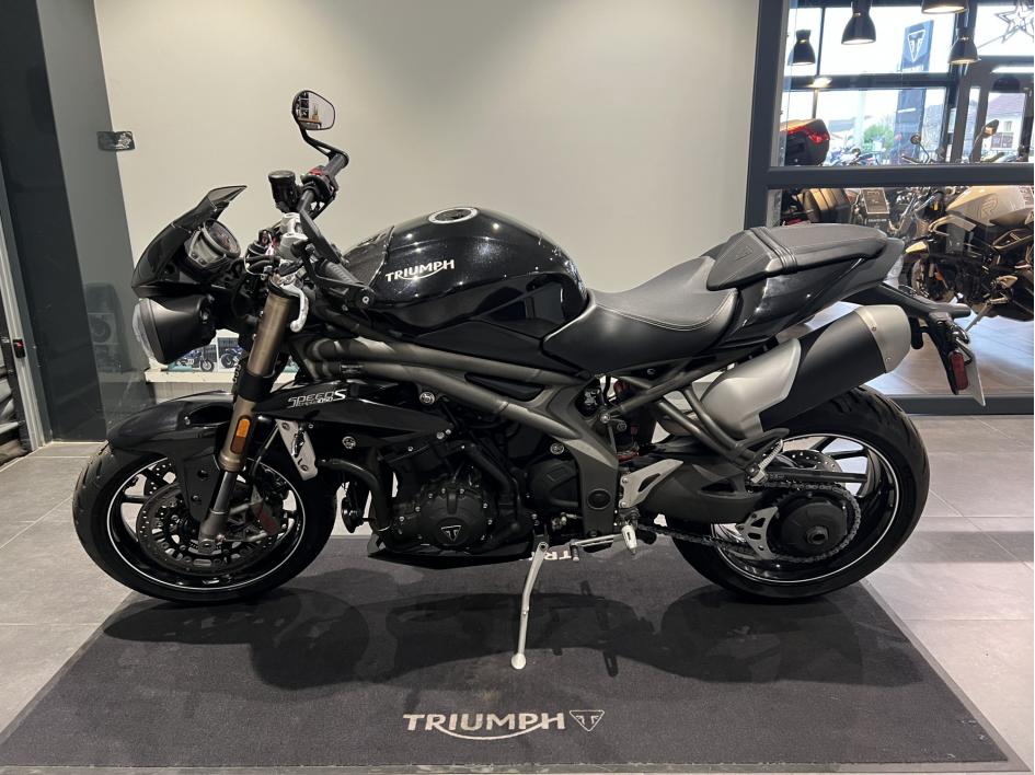 TRIUMPH SPEED TRIPLE 1050 S 
