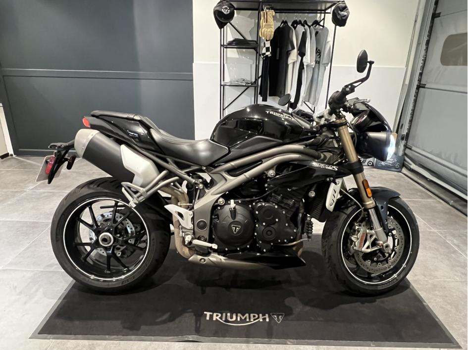 TRIUMPH SPEED TRIPLE 1050 S 