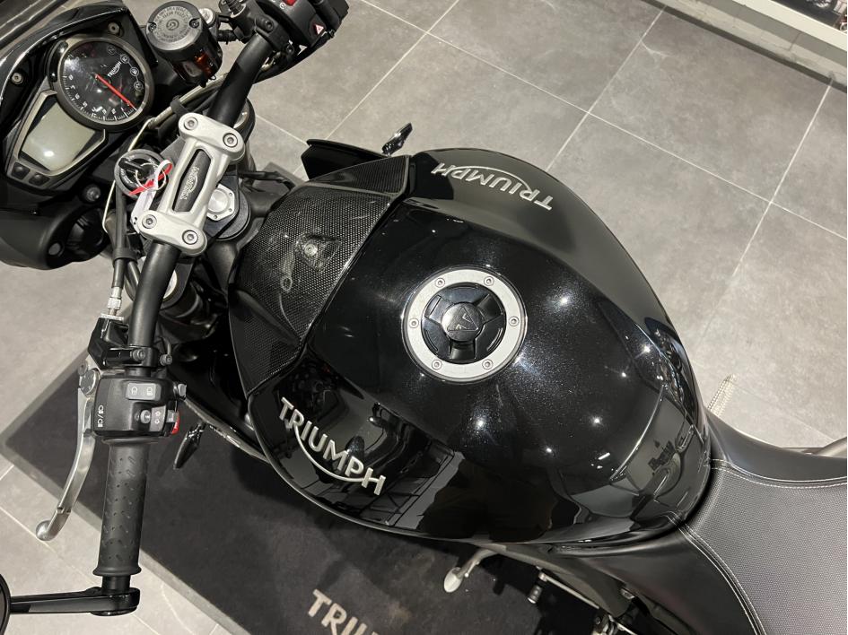 TRIUMPH SPEED TRIPLE 1050 S 
