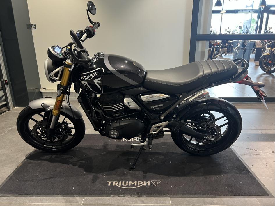 TRIUMPH SPEED 400