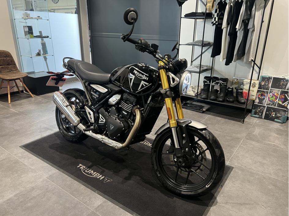 TRIUMPH SPEED 400