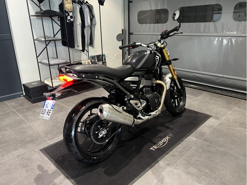 TRIUMPH SPEED 400