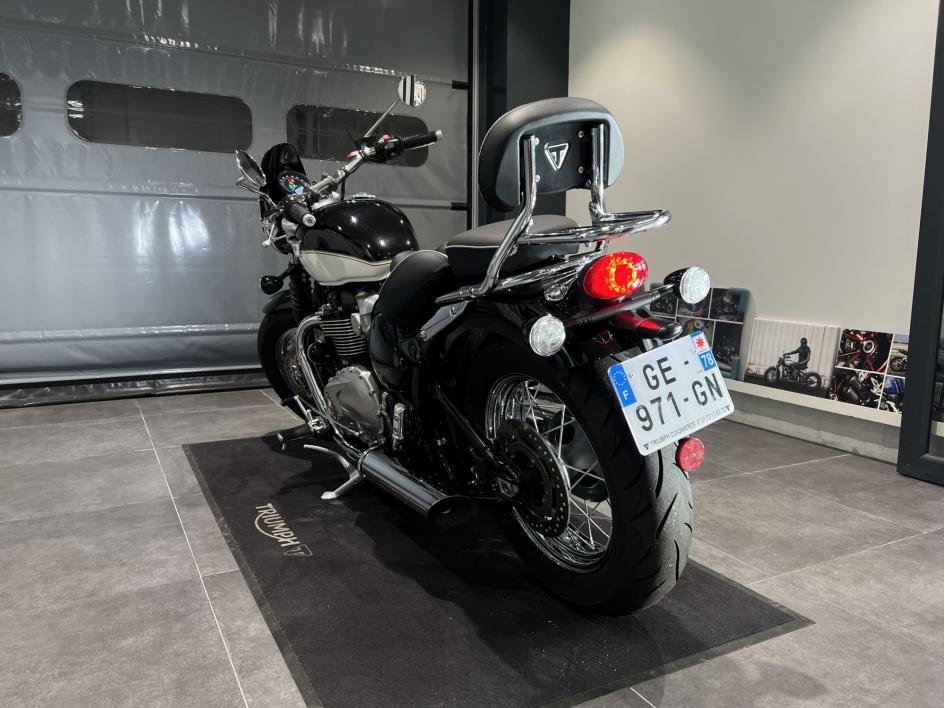 TRIUMPH SPEEDMASTER 1200