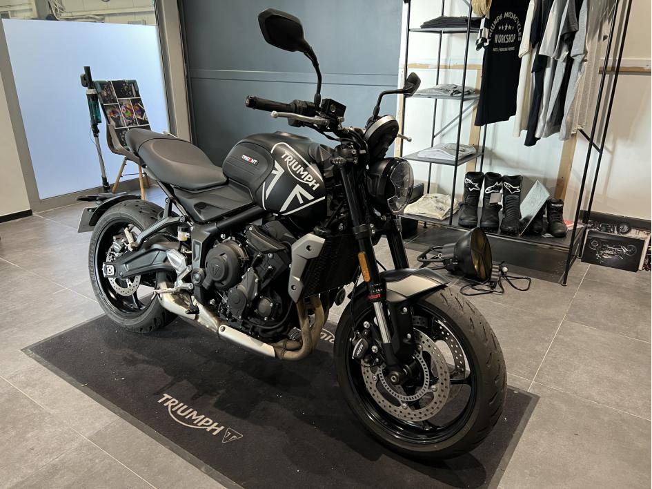 TRIUMPH TRIDENT 660 - A2 