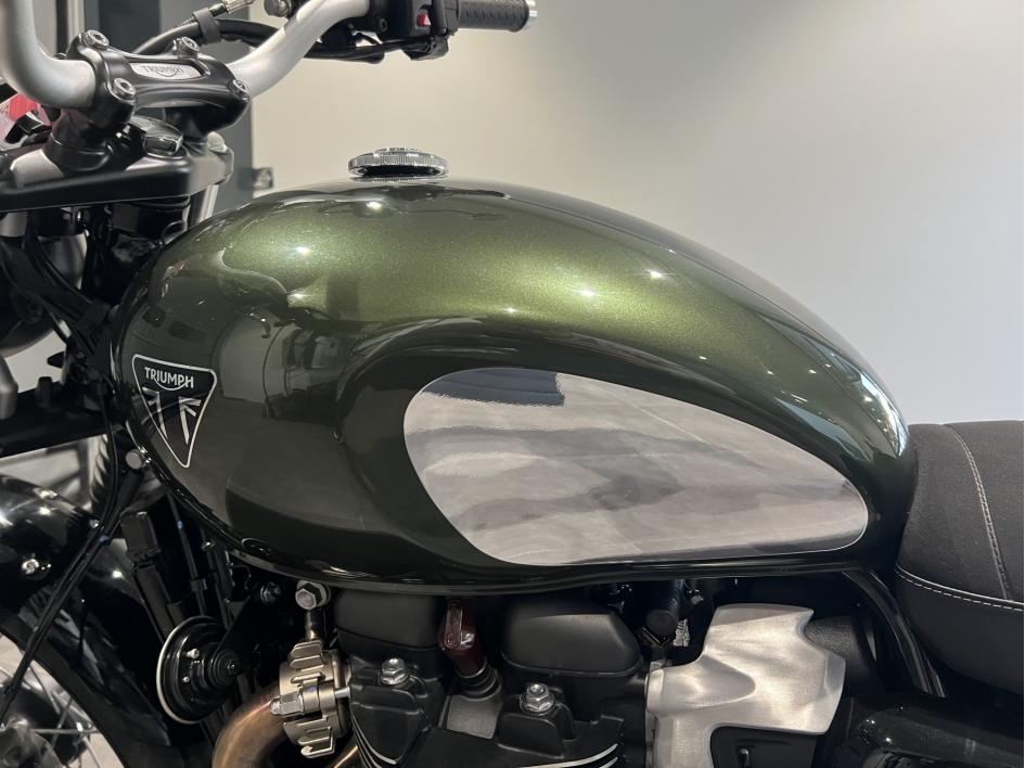 TRIUMPH SCRAMBLER 900 - CHROME EDITION