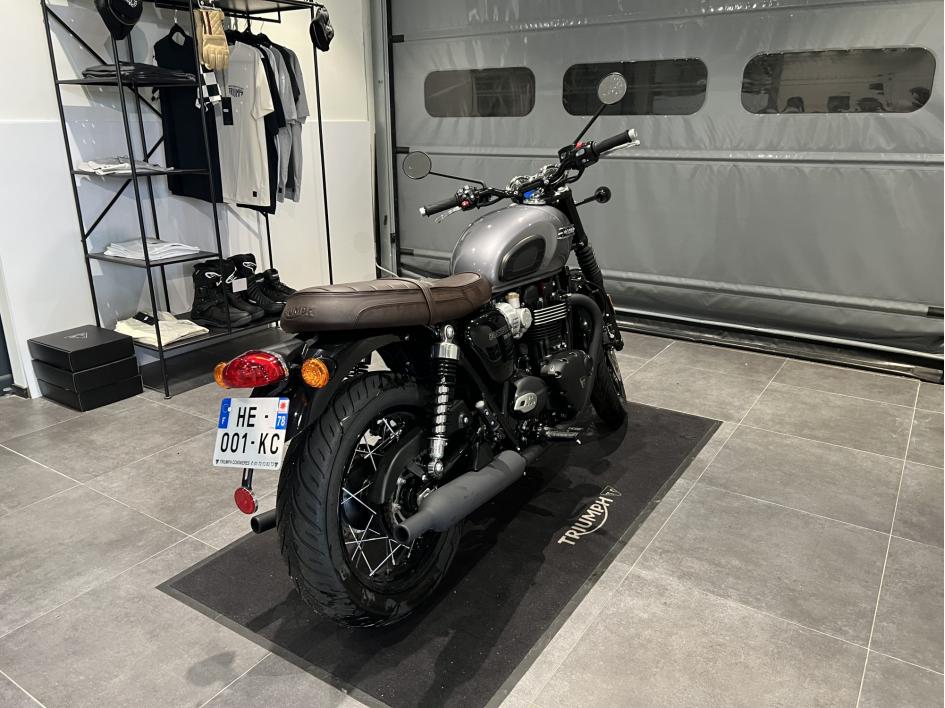 TRIUMPH Bonneville T120 Black