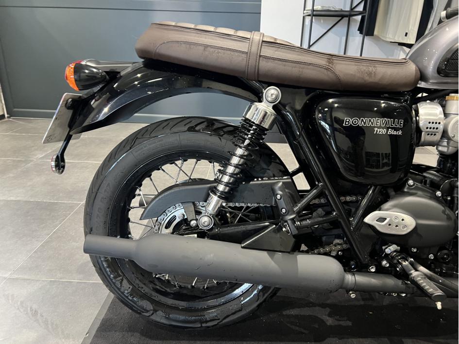 TRIUMPH Bonneville T120 Black